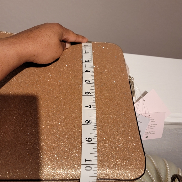 ***SOLD***Kate Spade Laptop Case - Picture 6 of 6